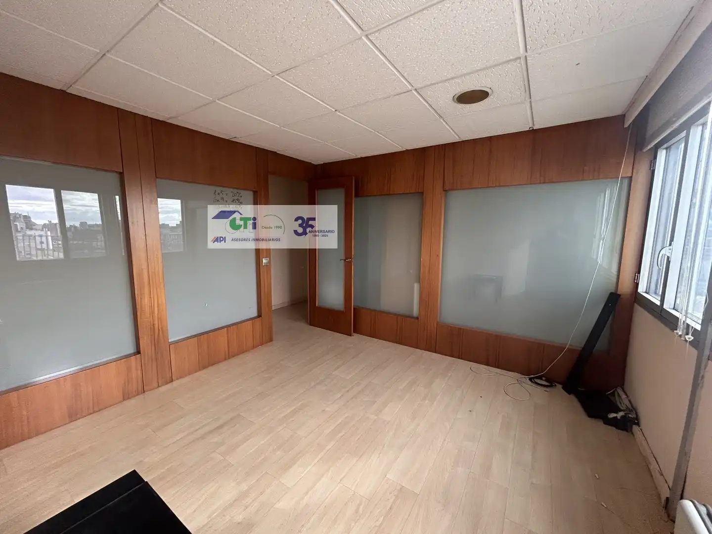 Office space to rent in COSO, imagen 7