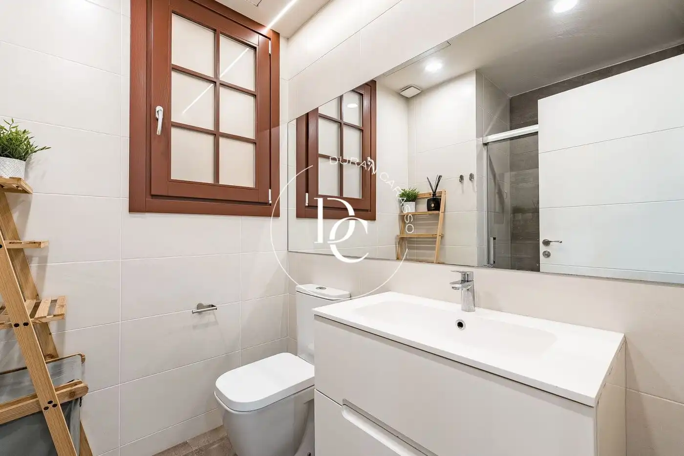 Baño de Piso en venta en Barcelona con Aire acondicionado, Calefacción y Amueblado
