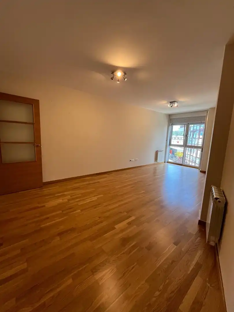 Living room of Flat for rent in Cambre   with Heating and Storage room