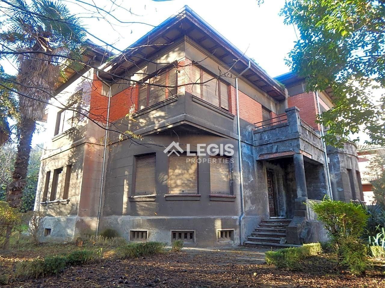 Vista exterior de Casa o xalet en venda en Lena amb Jardí privat, Terrassa i Traster