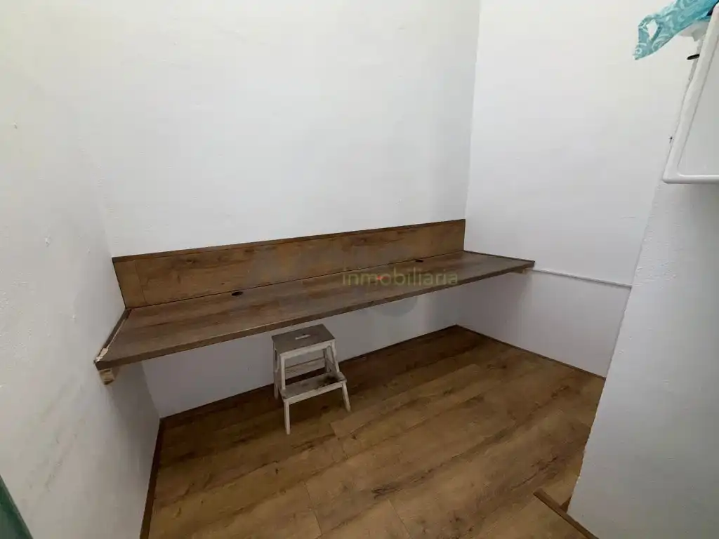 Commercial properties for rent in L'Alcúdia  with Air Conditioner