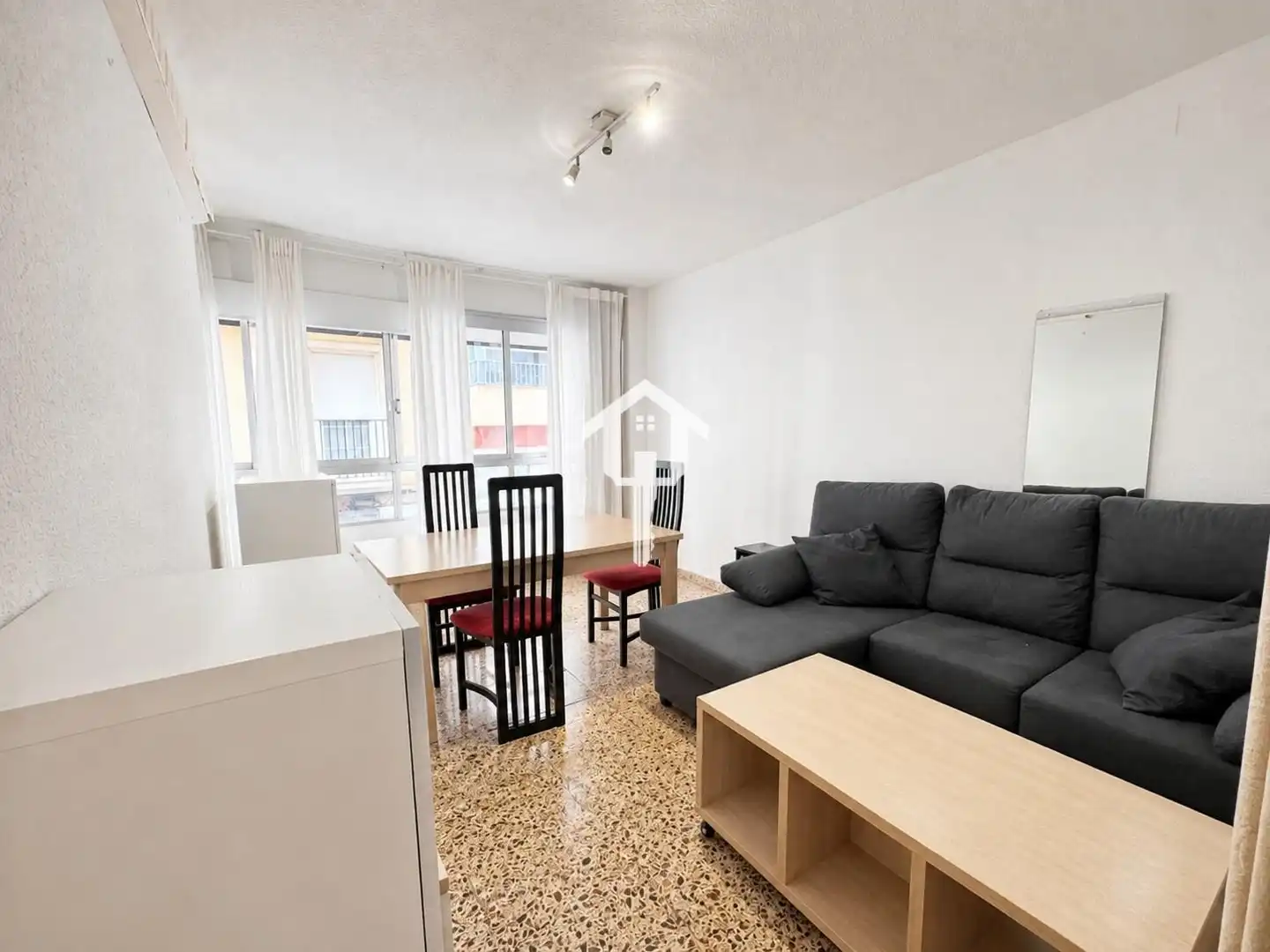 Außenansicht von Wohnung zum Verkauf in Alicante / Alacant mit Klimaanlage, Möbliert und Balkon