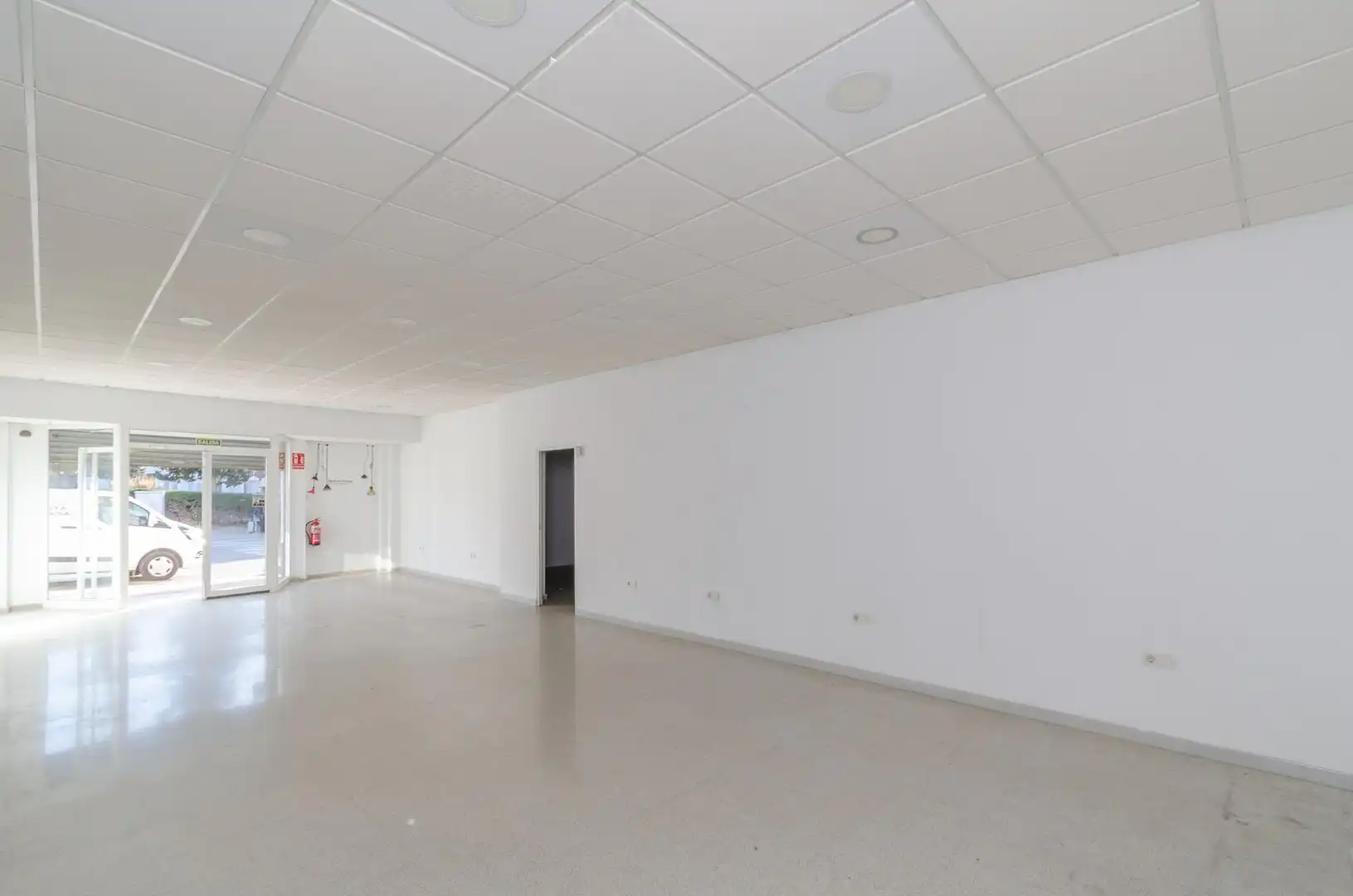 Local commercial à louer à Plaza HOSPITAL - LOS BARREROS 2, imagen 7