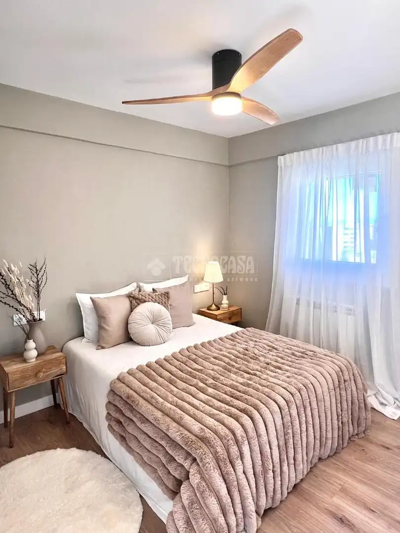 Habitación de Piso en venta en Madrid con Aire acondicionado y Calefacción