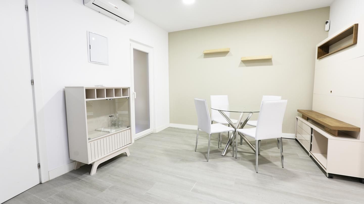 Dining room of Flat for sale in  Madrid Capital  with Air Conditioner