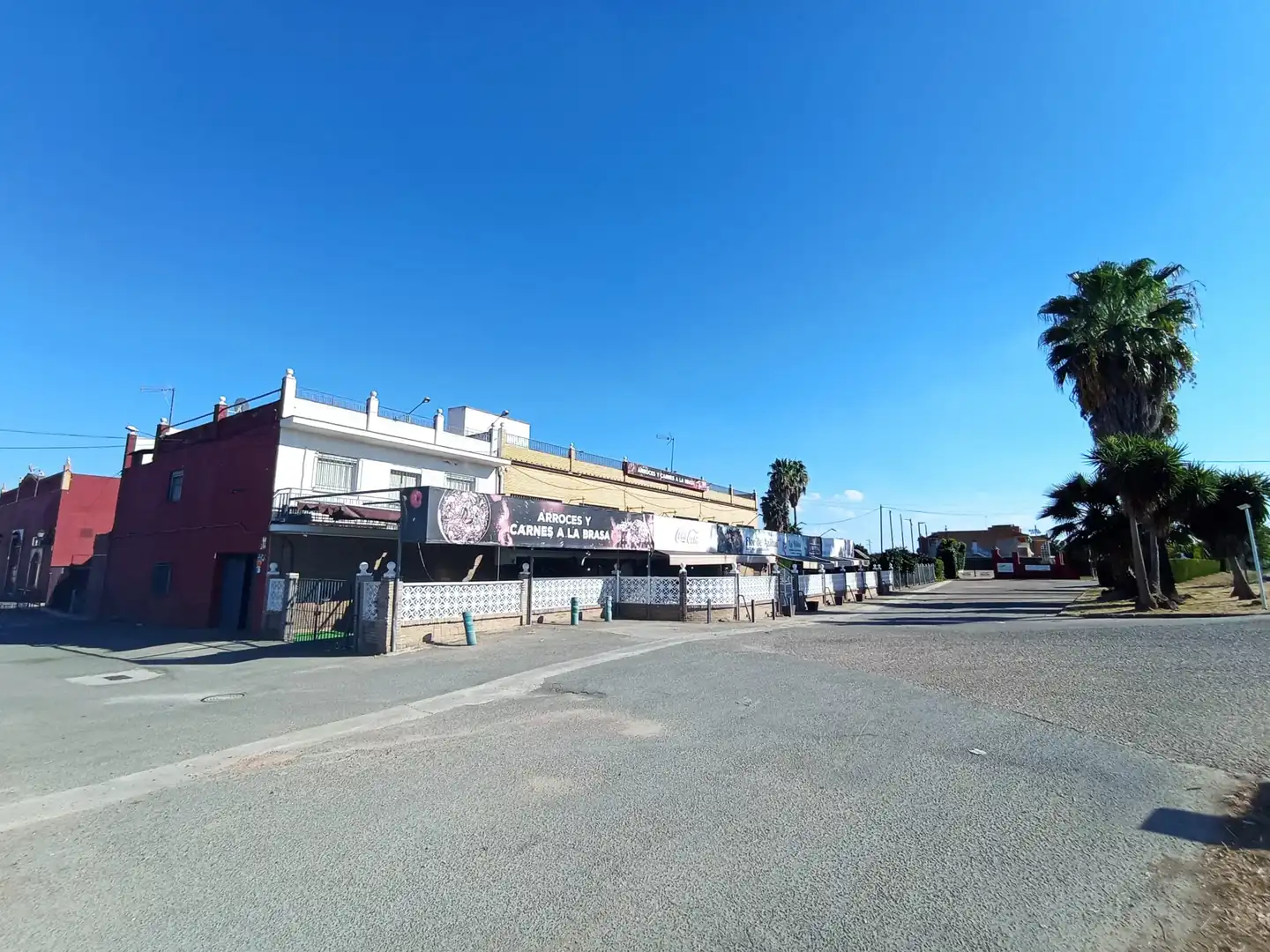 Vista exterior de Local en venta en Chipiona