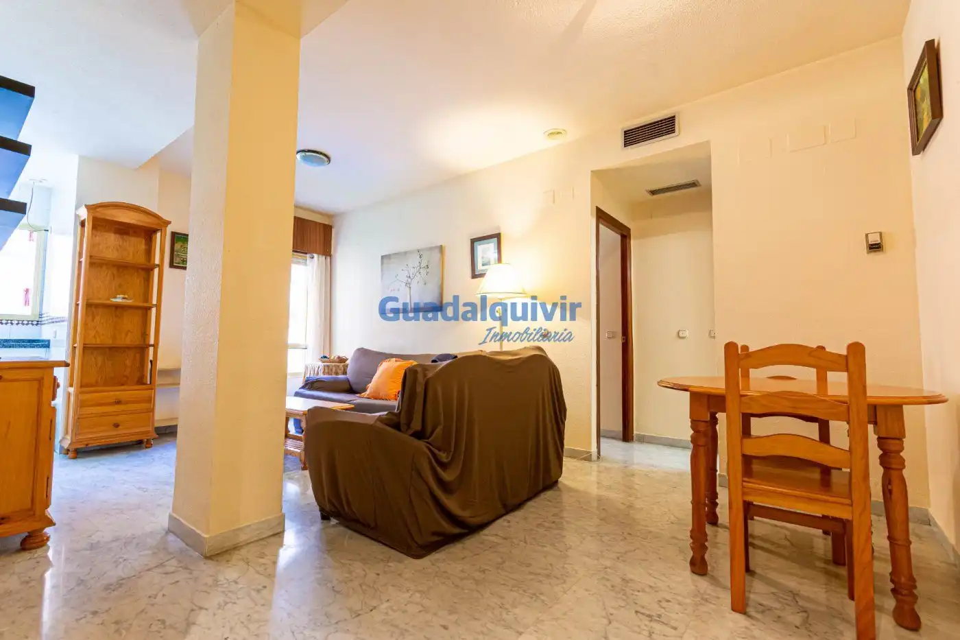 Living room of Apartments for rent in Sevilla  with Air Conditioner, Private garden and Furnished