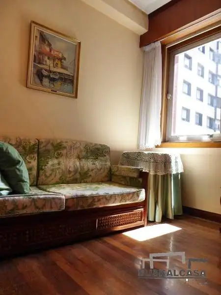 Sala de estar de Piso en venta en Bilbao  con Terraza