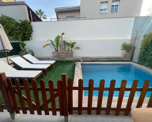 Swimming pool of Single-family semi-detached for sale in Chiva  with Air Conditioner