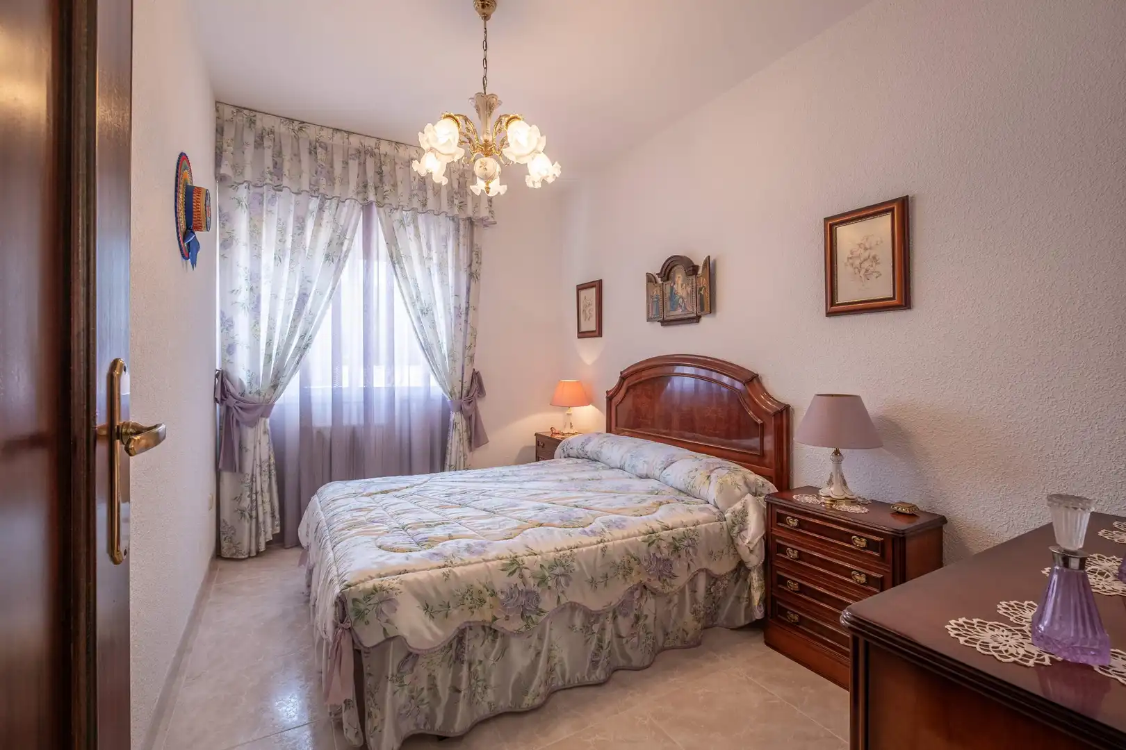 Dormitori de Casa o xalet en venda en Salou amb Aire condicionat, Calefacció i Jardí privat