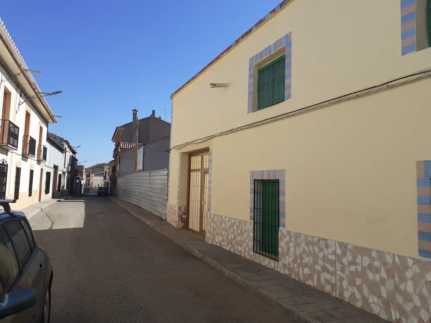 Exterior view of Houses for sale in Valenzuela de Calatrava  with Air Conditioner, Heating and Storage room