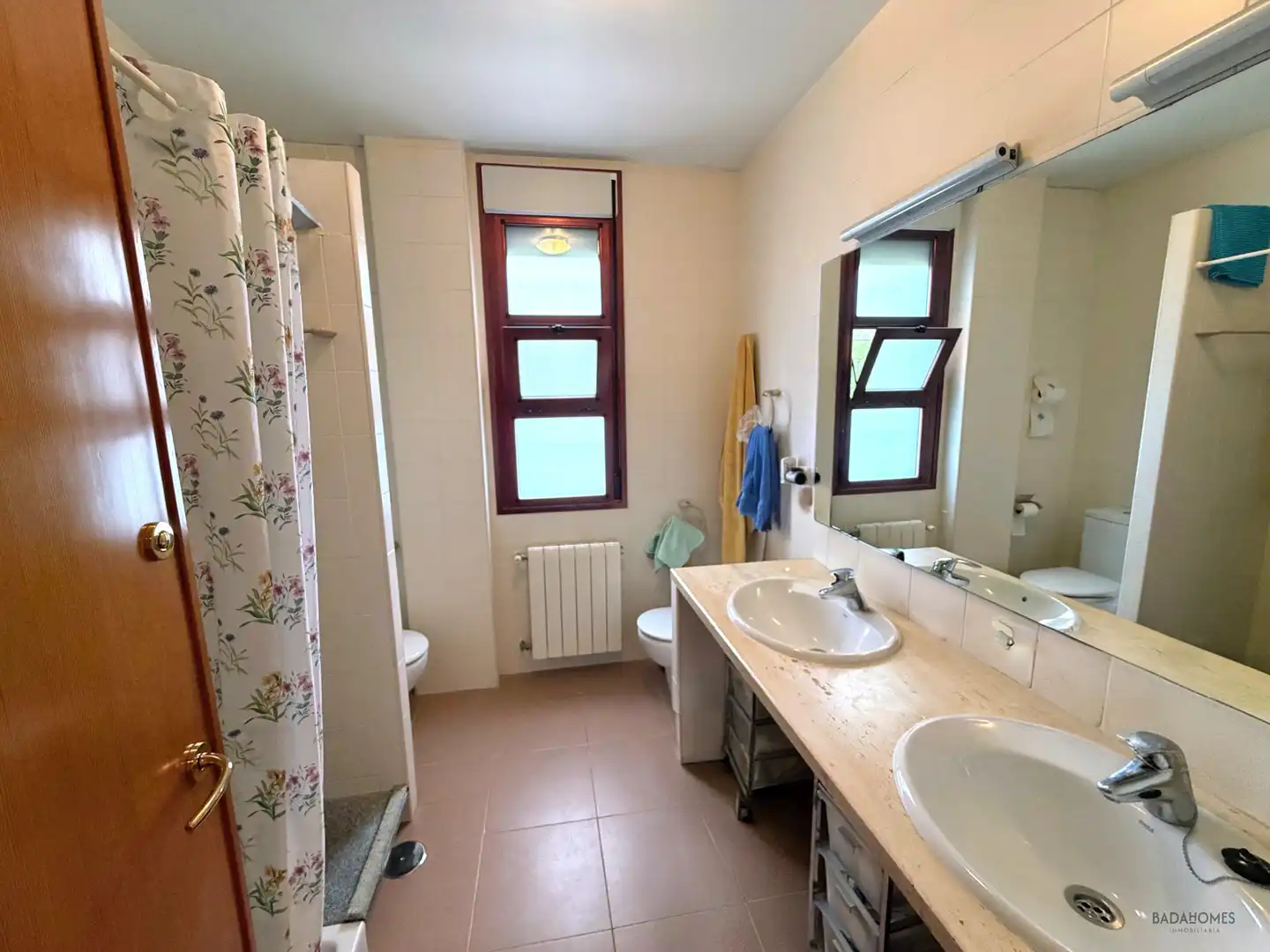 Baño de Casa o chalet en venta en Badajoz con Aire acondicionado, Calefacción y Jardín privado
