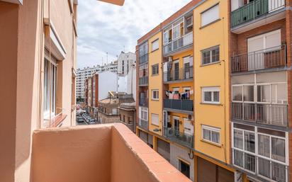 Vista exterior de Pis en venda en  Zaragoza Capital amb Calefacció, Terrassa i Balcó