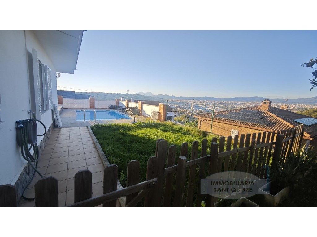 Piscina de Casa o xalet de lloguer en Terrassa