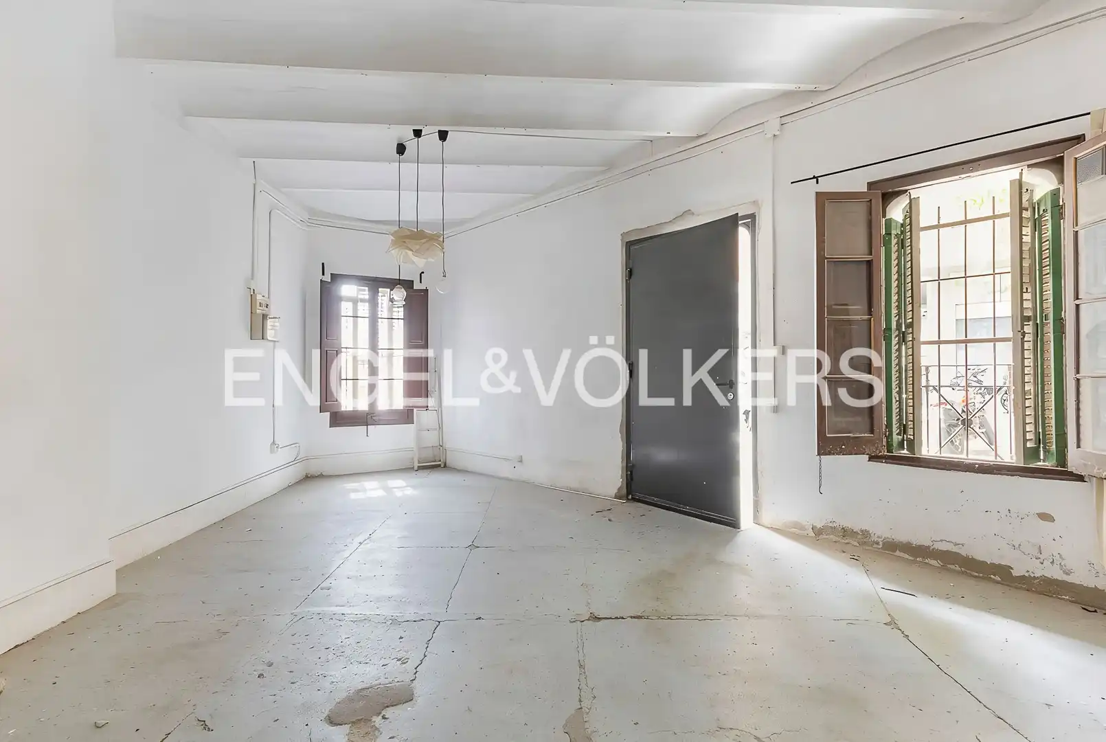 Flat for sale in Barcelona  with Heating and Terrace