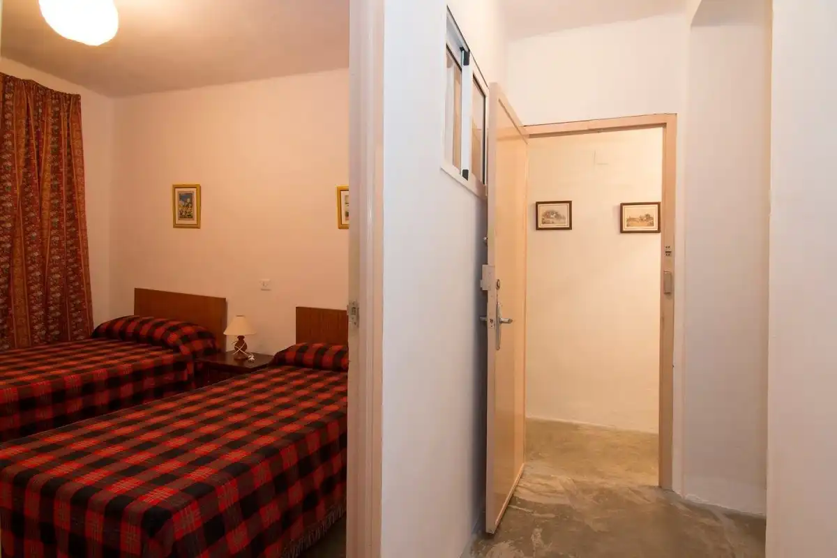 Habitación de Finca rústica en venta en Güéjar Sierra con Jardín privado, Terraza y Piscina