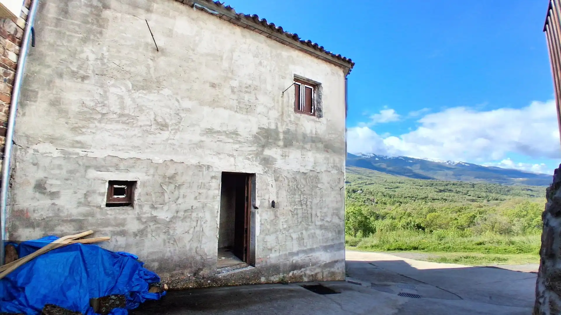 Vista exterior de Casa o chalet en venta en Vallejera de Riofrío