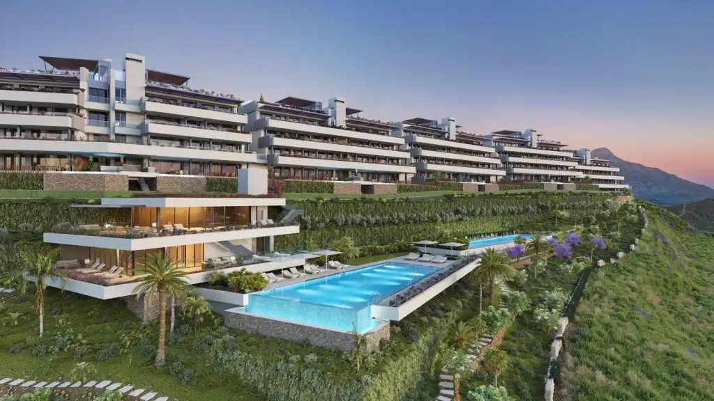Apartment with pool for sale in Benahavís pueblo