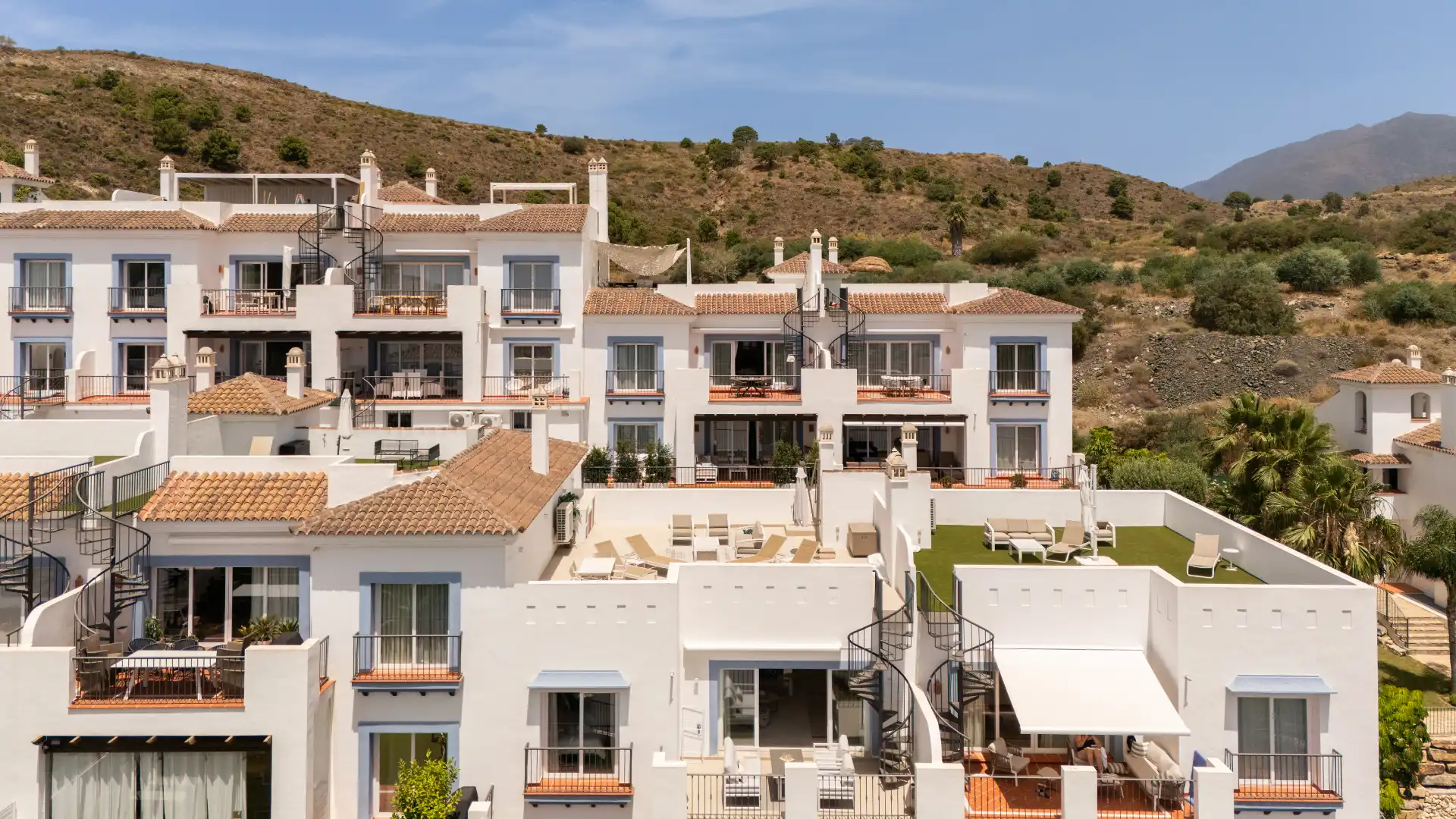 Exterior view of Attic for sale in Benahavís  with Terrace, Furnished and Oven