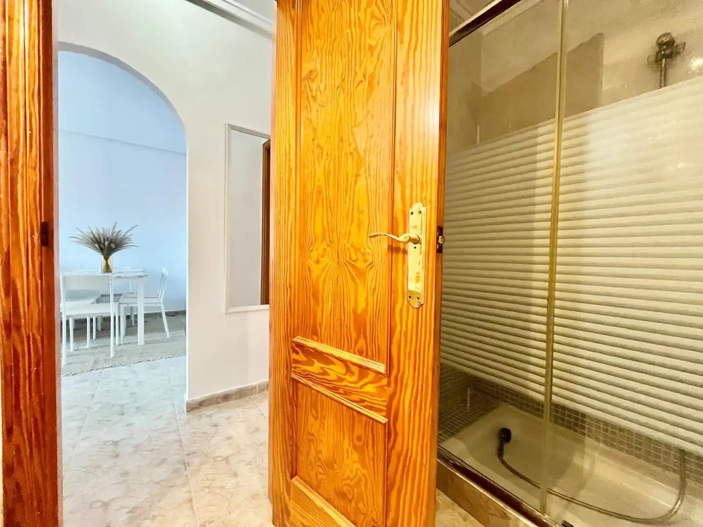 Planta baja de alquiler en Torrevieja con Calefacción, Piscina y Amueblado