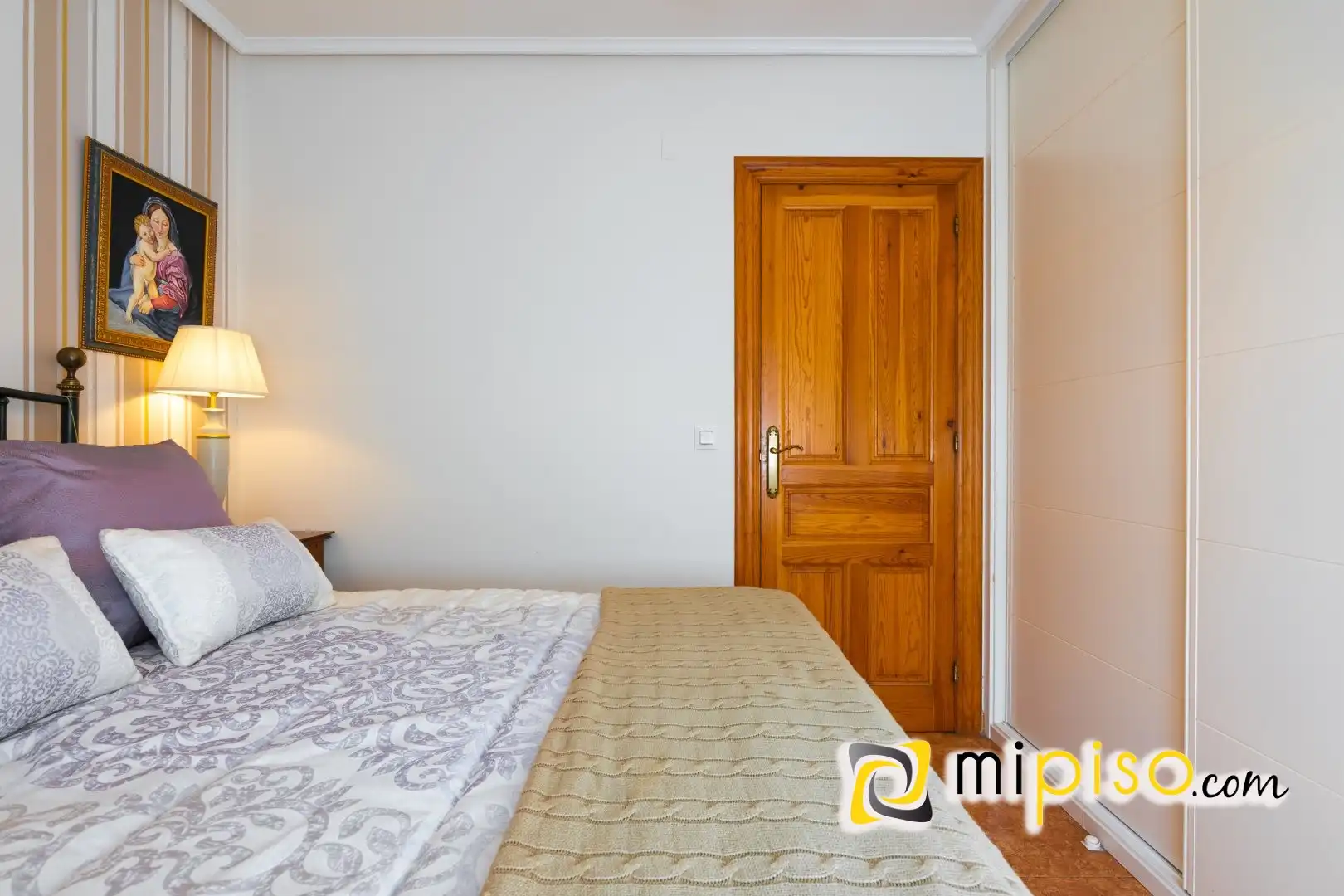 Habitación de Casa o chalet en venta en Laredo con Calefacción y Jardín privado