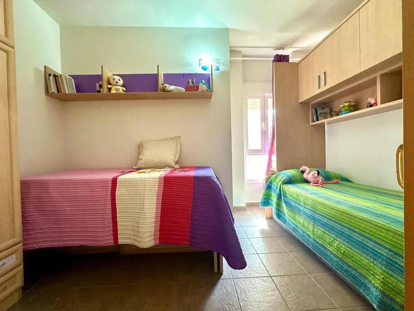 Habitación de Planta baja en venta en Almería