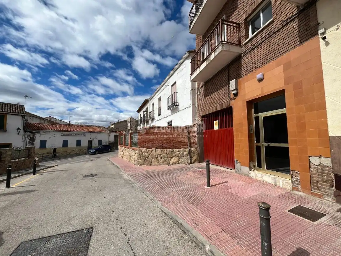 Vista exterior de Garaje en venta en Loeches