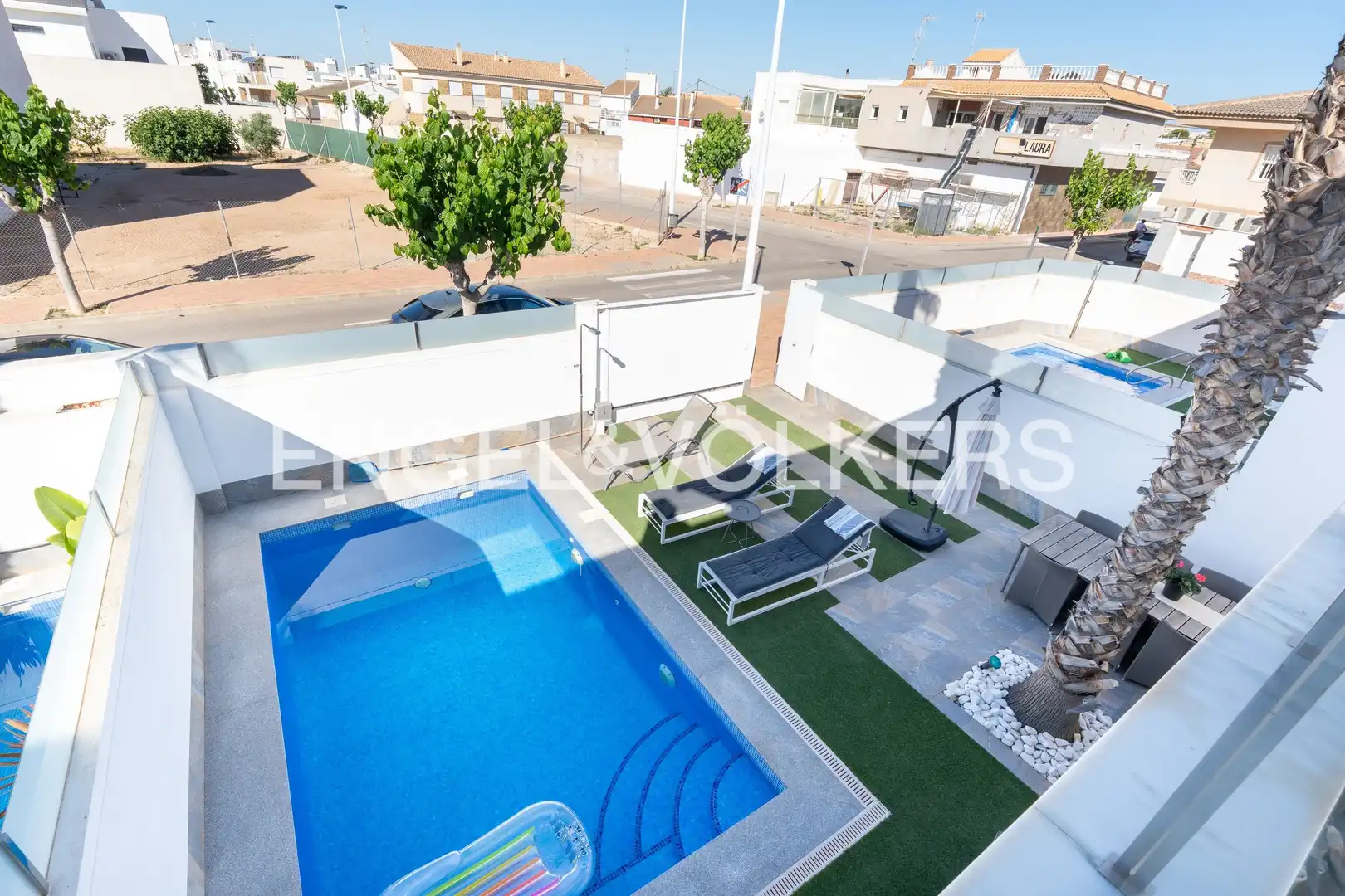 Piscina de Casa o chalet en venta en San Pedro del Pinatar con Aire acondicionado, Calefacción y Jardín privado