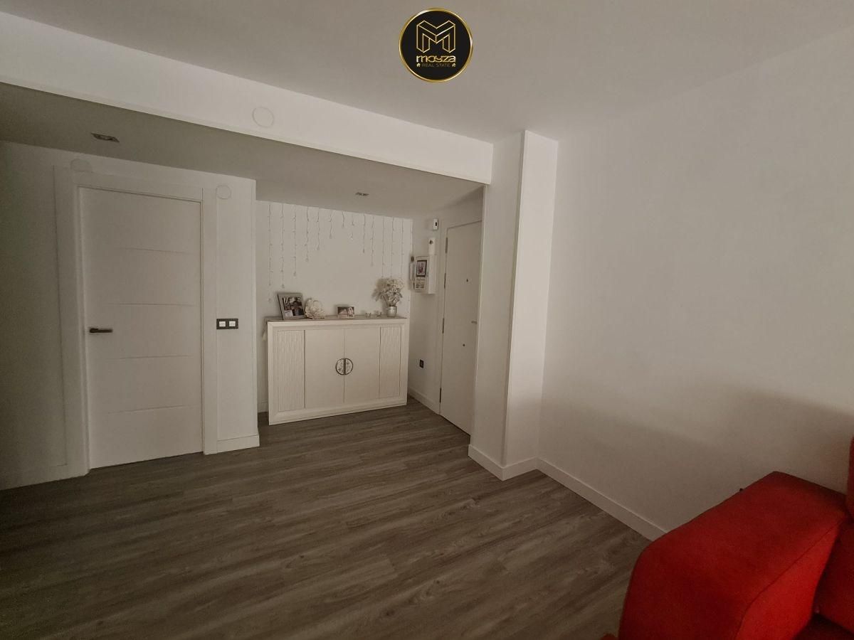 Pis en venda en  Jaén Capital amb Aire condicionat, Calefacció i Terrassa