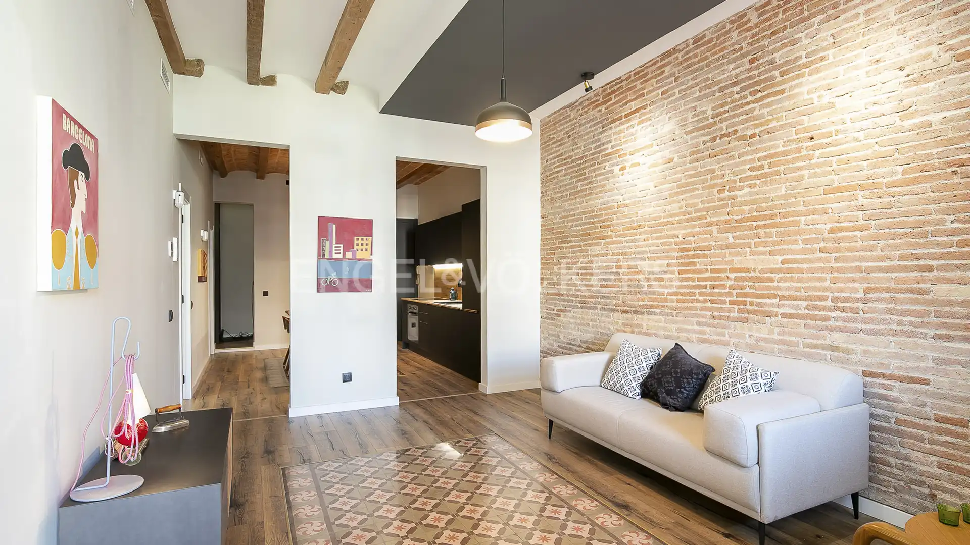 Living room of Flat for sale in  Barcelona Capital  with Air Conditioner, Heating and Parquet flooring