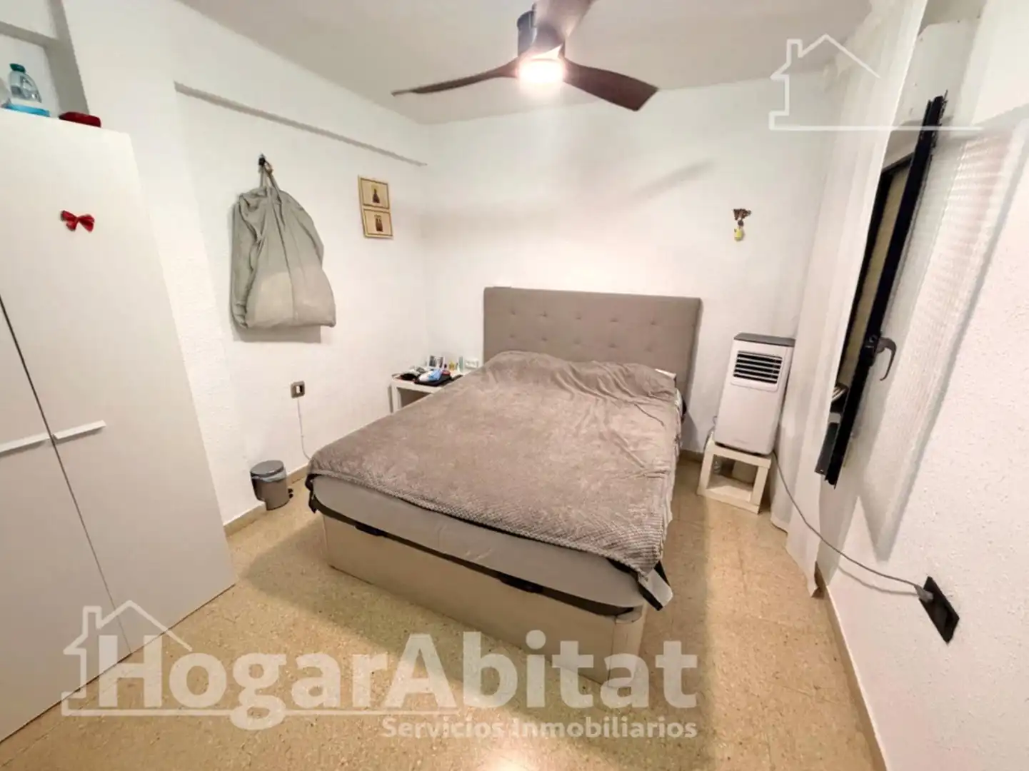 Bedroom of Flat for sale in Cheste  with Air Conditioner, Heating and Terrace
