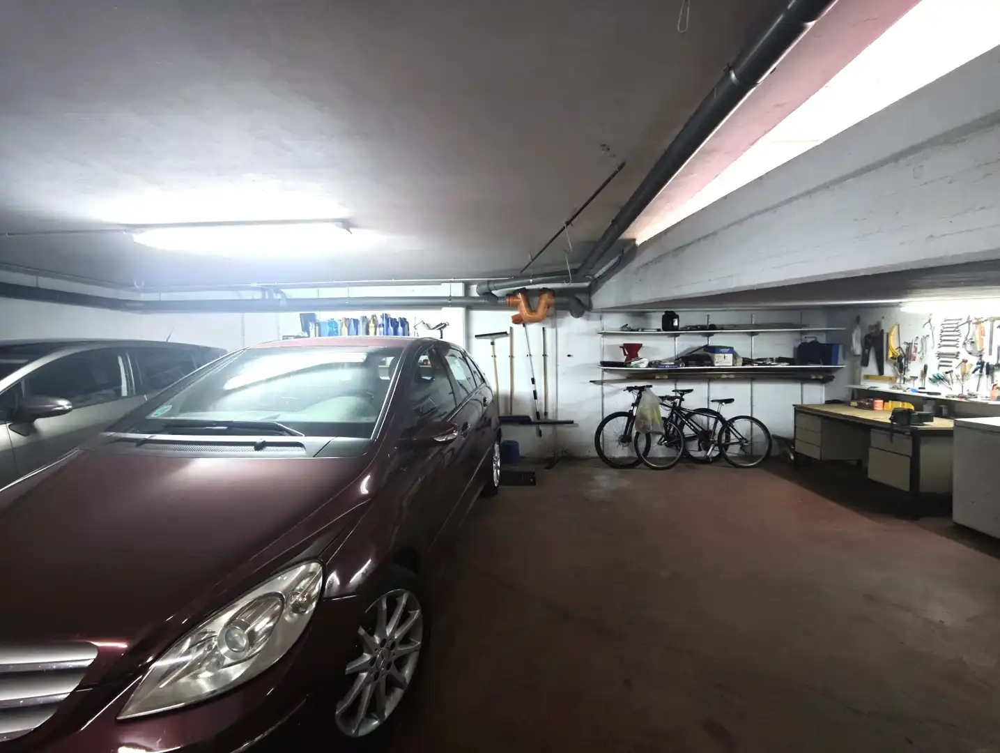 Aparcament de Casa adosada en venda en Culleredo amb Moblat, Forn i Rentadora