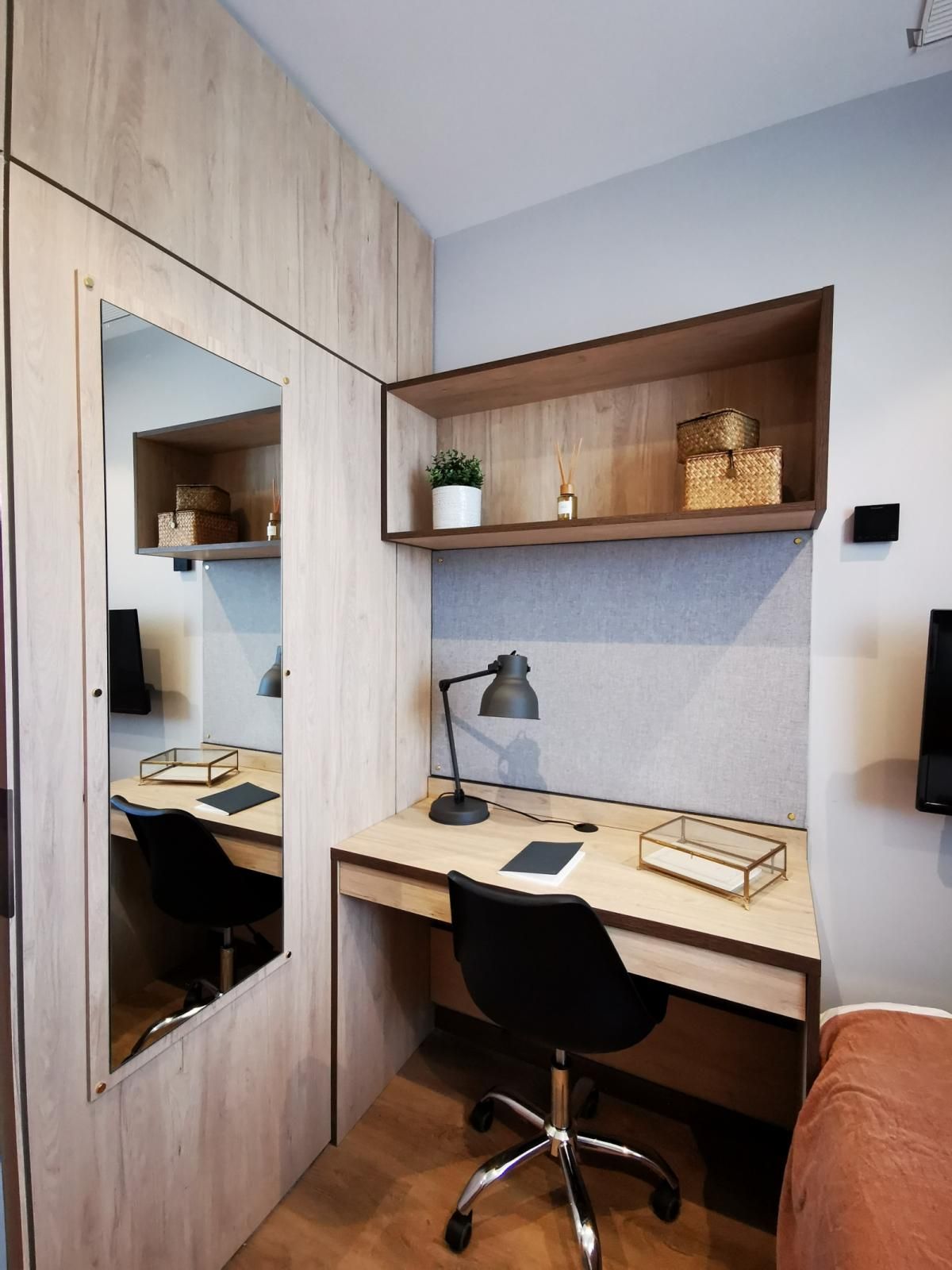Bedroom of Flat to share in Pozuelo de Alarcón  with Air Conditioner, Swimming Pool and Furnished