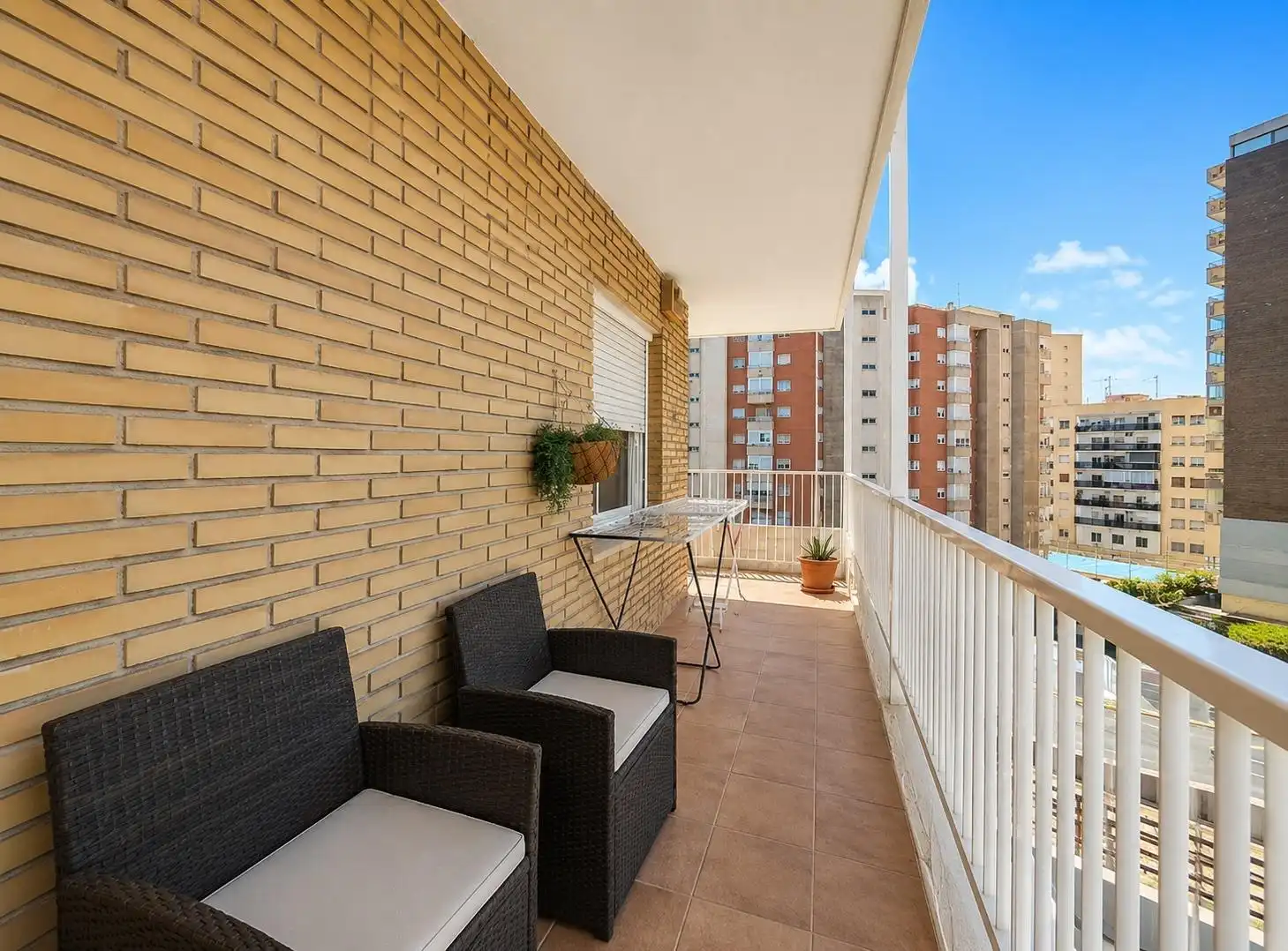 Terrassa de Apartament en venda en Alicante / Alacant amb Terrassa i Moblat