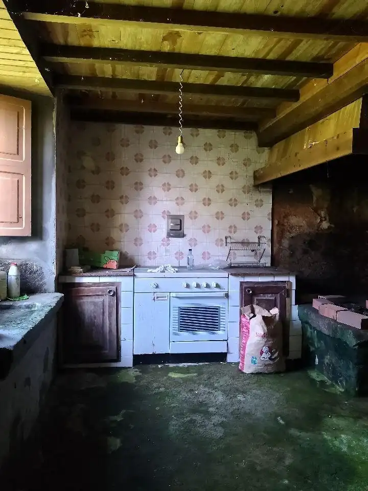 Cocina de Finca rústica en venta en Cerdido con Jardín privado