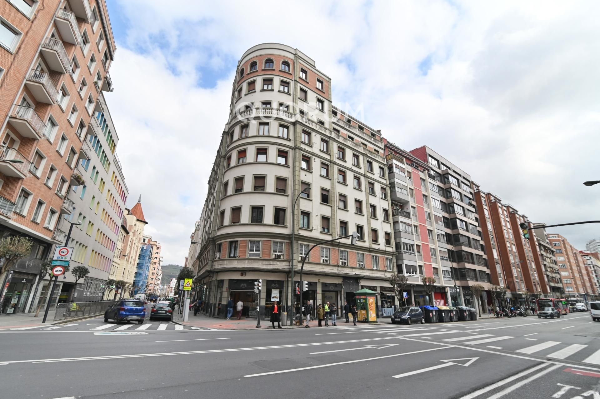 Außenansicht von Wohnung zum Verkauf in Bilbao  mit Heizung