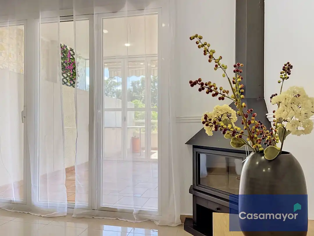 Piso en venta en Alicante / Alacant con Aire acondicionado, Calefacción y Jardín privado
