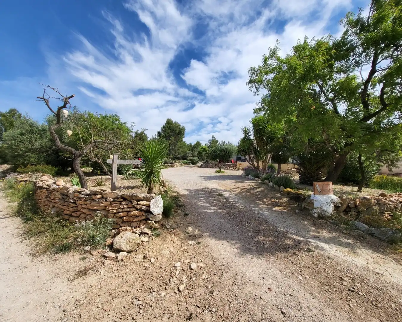Außenansicht von Country house zum Verkauf in L'Ametlla de Mar  mit Privatgarten, Terrasse und Abstellraum