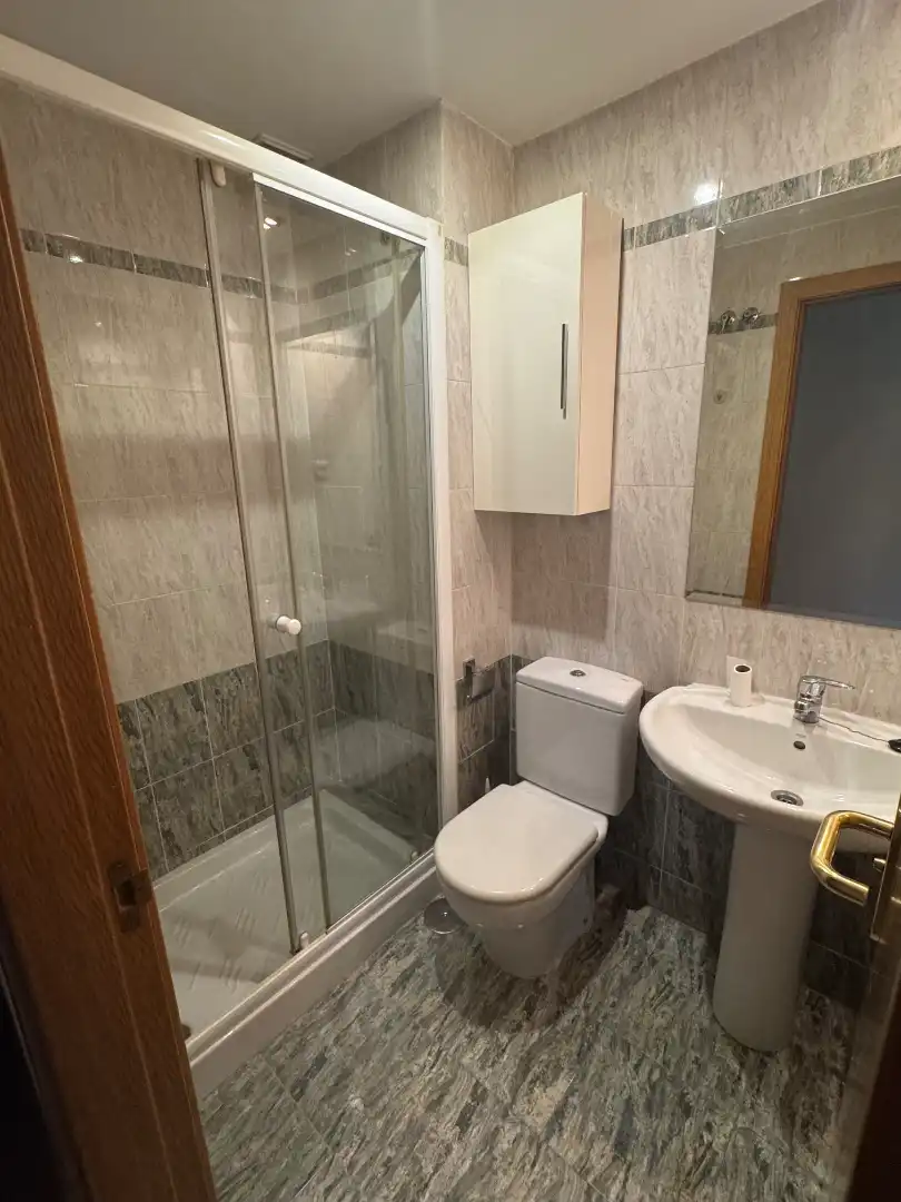 Badezimmer von Wohnung zur Miete in Alcorcón mit Heizung, Terrasse und Abstellraum