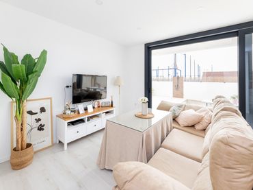 Casa con piscina in vendita a Calle IGUALDAD