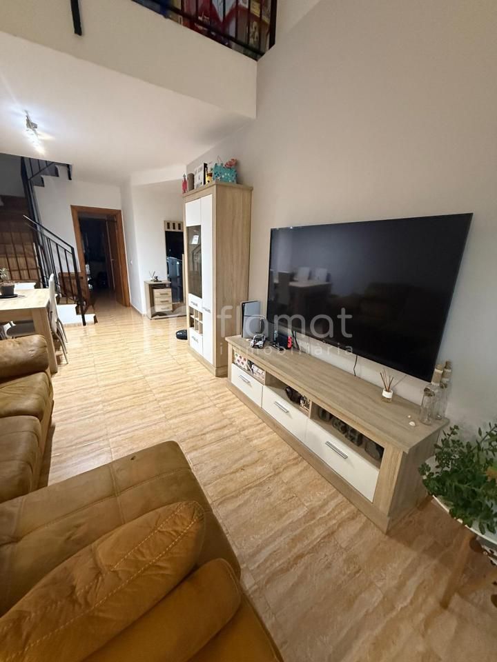 Living room of Duplex for sale in Sils