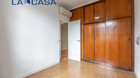 Foto 2 de Piso en venta en Calle Guillermo de Osma, Chopera, Madrid Capital