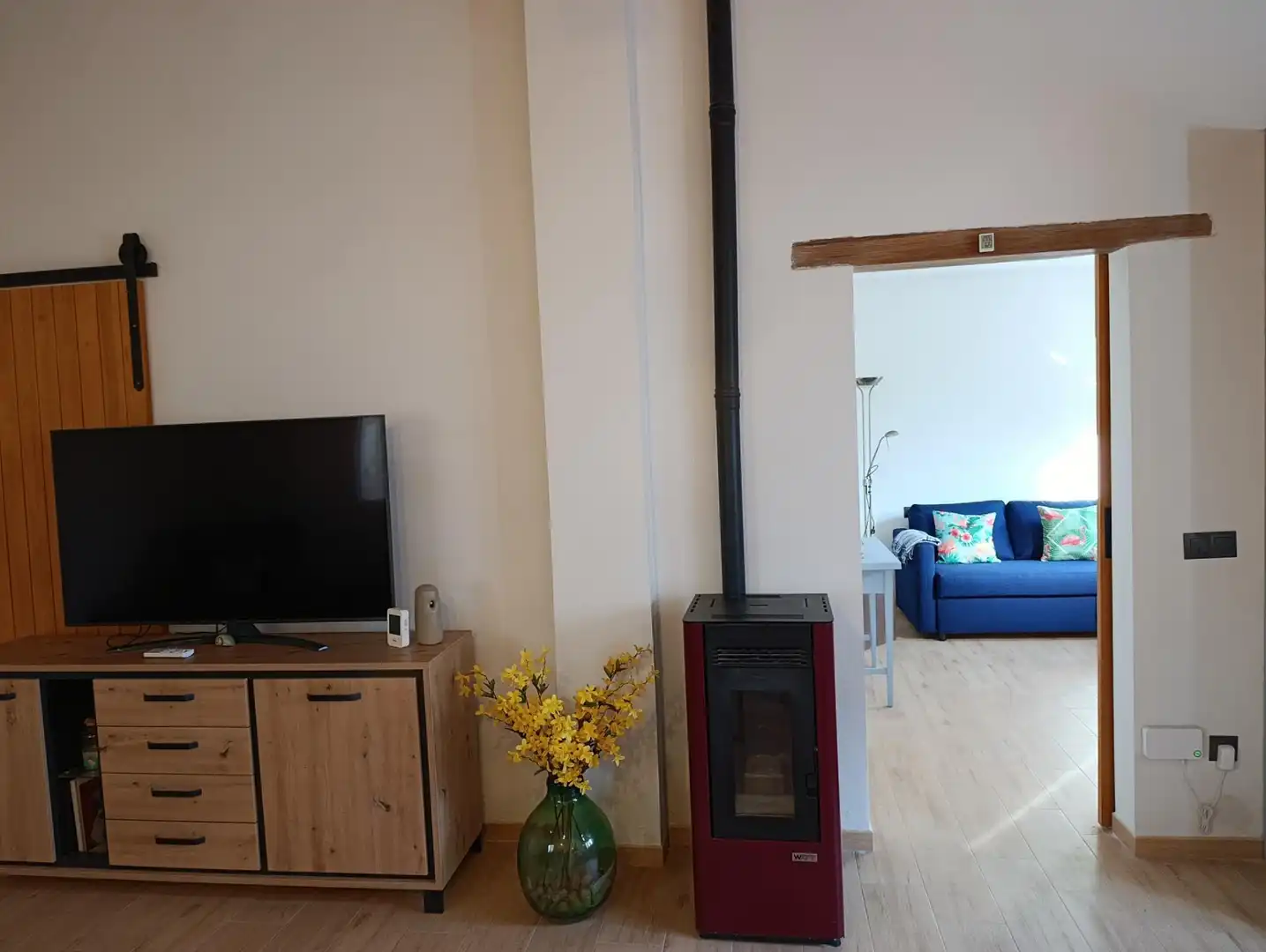 Sala d'estar de Casa o xalet en venda en Deltebre amb Jardí privat i Terrassa