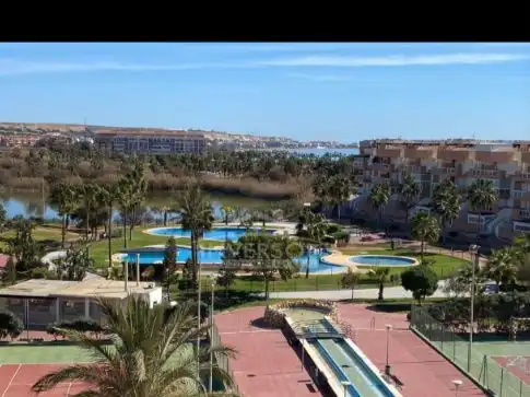 Apartament amb piscina de lloguer a Calle Garum 7