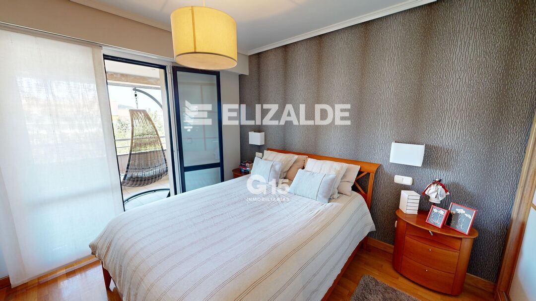 Habitación de Piso en venta en Donostia - San Sebastián  con Calefacción, Terraza y Balcón