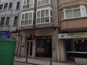 Flat for sale in Avda Finisterre