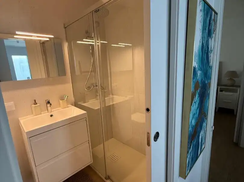 Badezimmer von Wohnung zum Verkauf in  Sevilla Capital mit Klimaanlage und Balkon