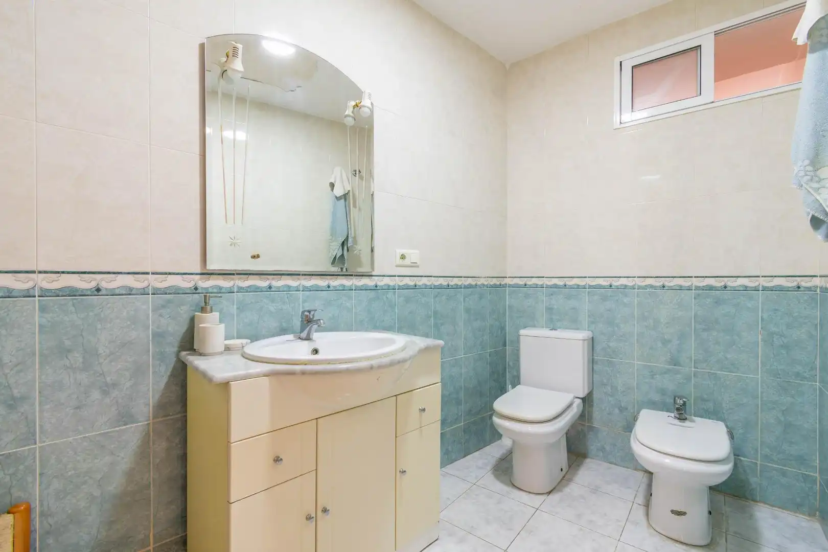 Baño de Piso en venta en Almería