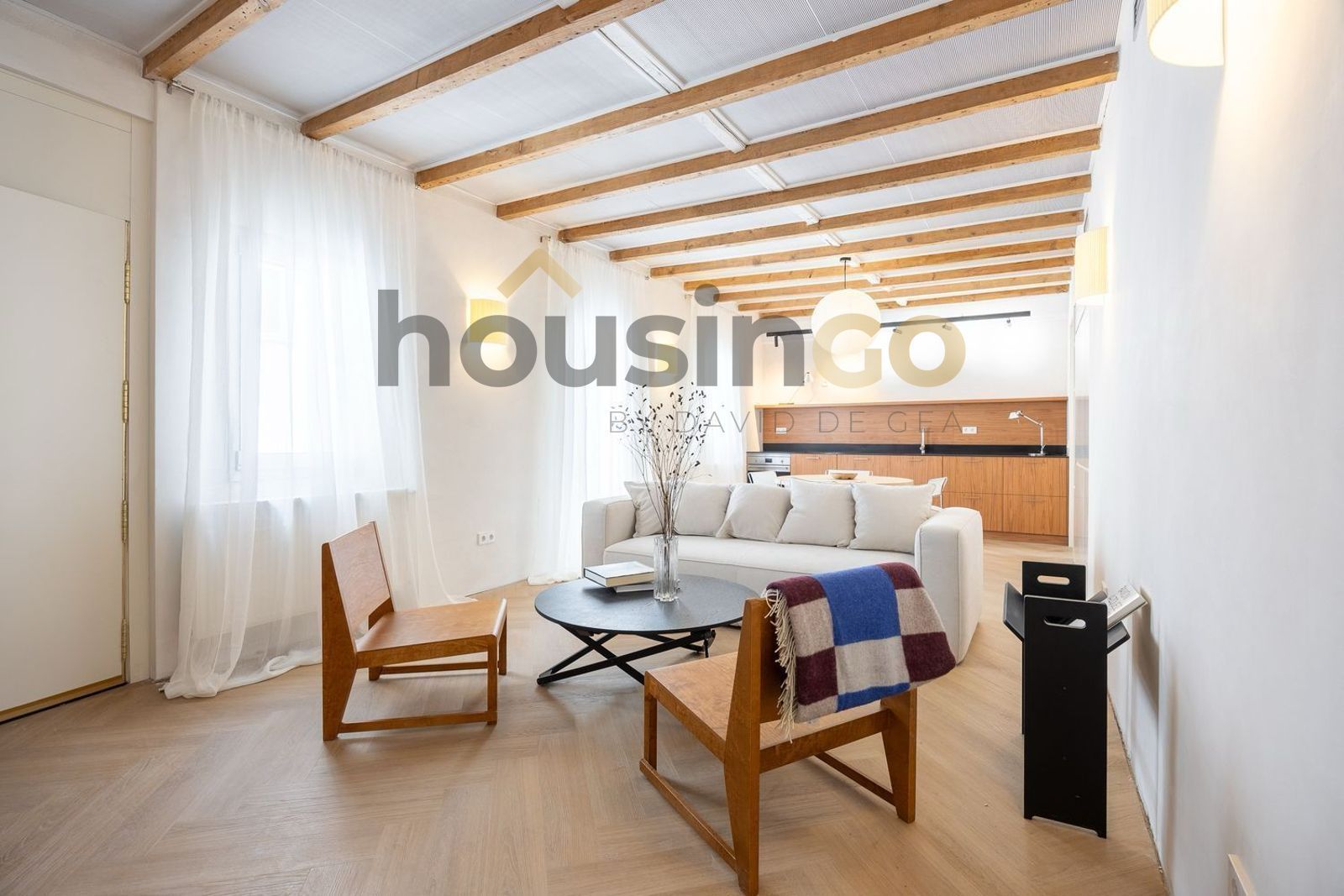 Living room of Flat for sale in  Madrid Capital  with Air Conditioner, Heating and Furnished