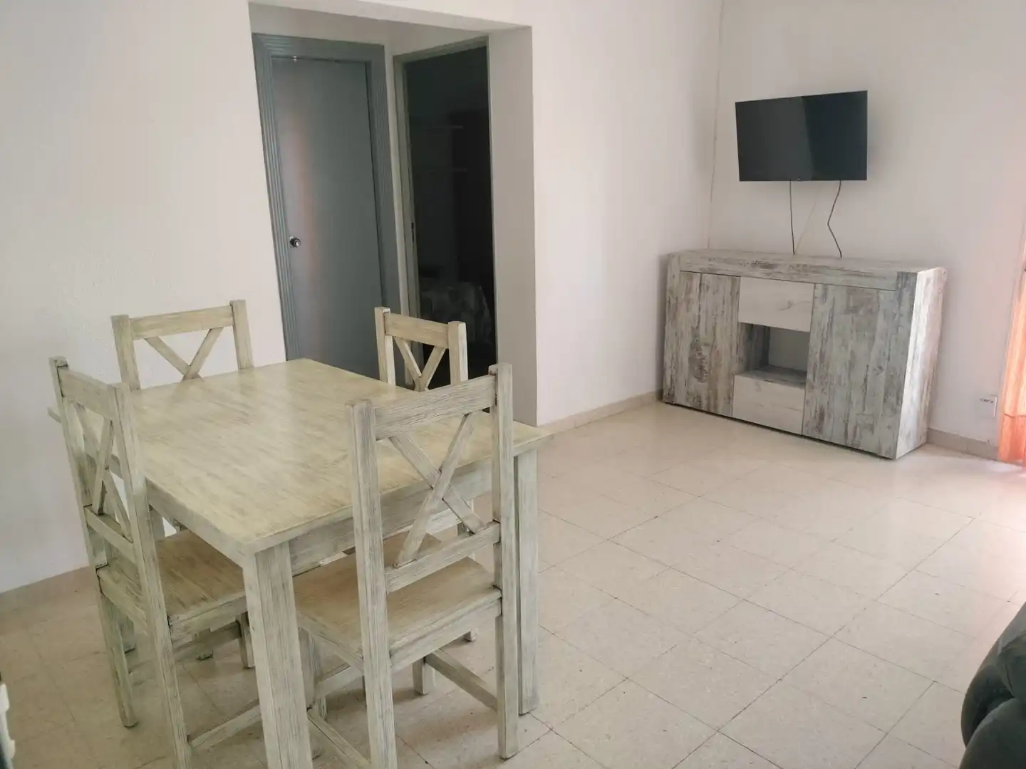 Esszimmer von Wohnung zur Miete in Granada mit Heizung, Möbliert und Ofen